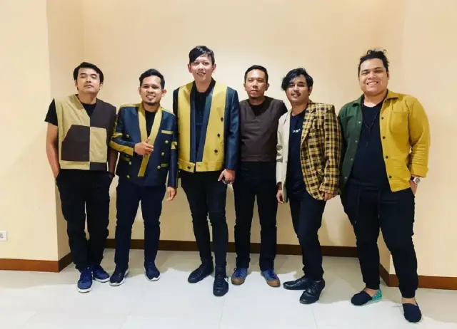 Masih Mengusung Tema Cinta, Kekuatan Cinta Dapat Dilihat Dari Lirik Lagu Cintaku Sangat Luar Biasa