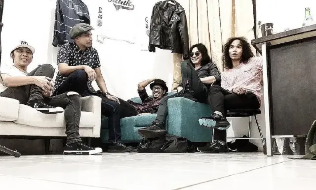 Bingung Cara Minta Maaf? Lirik Lagu 'Maafkan' Cocok Untuk Kamu yang Sedang Dirundung Penyesalan