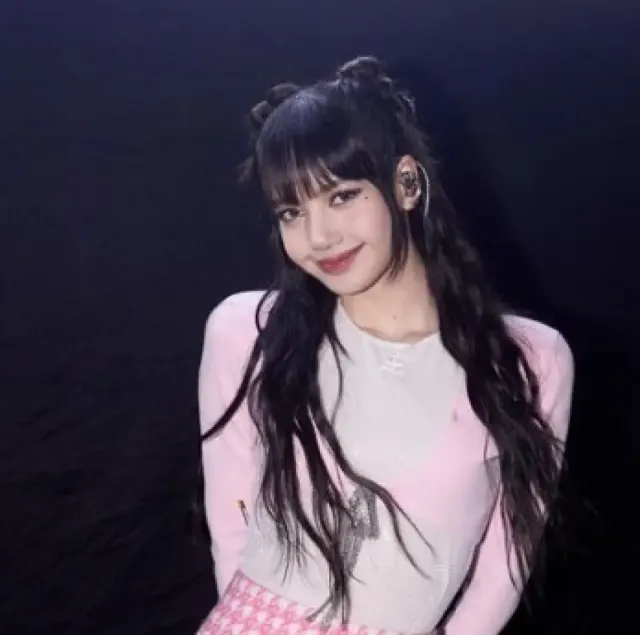 Lisa BLACKPINK : Konser di Jakarta Luar Biasa