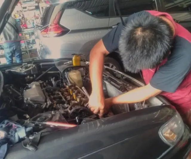 Beli Mobil Bekas di Showroom, Pastikan Proses Inspeksinya Tepat dan Benar Yes!