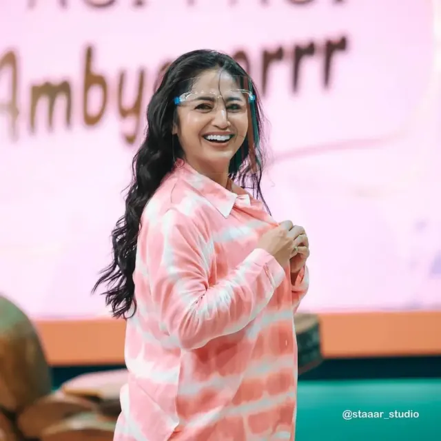 Melalui Lirik Lagu 'Suara Hati' Kamu Bisa Menjabarkan Perasaan Sedih Seseorang