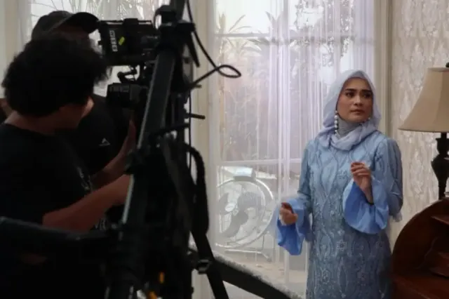 Kamu Rindu Dengan Kekasih? Lirik Lagu 'Birunya Rindu' Milik Ikke Nurjanah Menemani Rasa Rindumu
