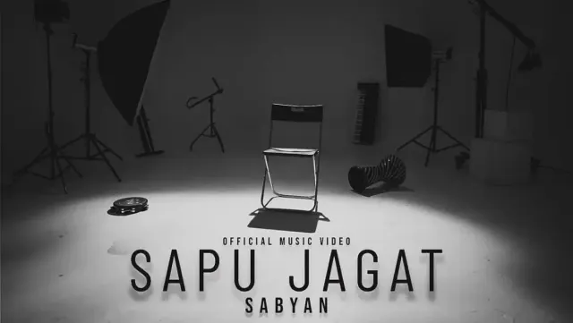 Ayus Minta Maaf Lewat Lagu? Lirik Lagu 'Sapu Jagat' dari Sabyan yang Terselip Doa Dibukakan Pintu Maaf
