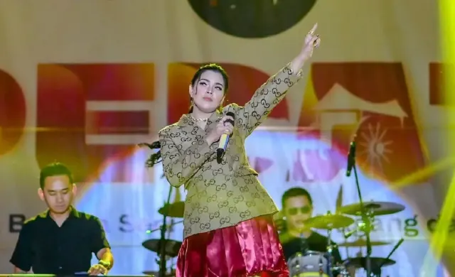 Sayang Mama, Lirik Lagu Padang Kasiah Jo Mande Milik Ratu Sikumbang Ini Bikin Hati Terenyuh