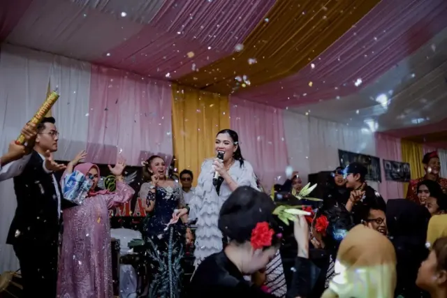 Ingin Merantau? Ini Dia Lirik Lagu Hiduik Di Rantau Subarang – Ratu Sikumbang yang Akan Membuat Kamu Berpikir Dua Kali
