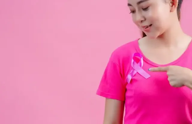 Ayo Mulai Periksa Sendiri, Ini Beda Benjolan Biasa dan Tanda Kanker Payudara