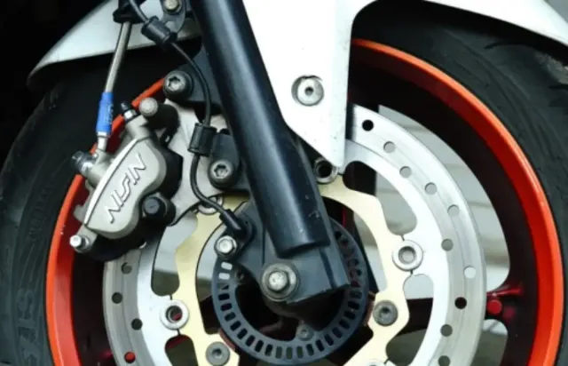 Tips Merawat Rem Cakram Sepeda Motor Agar Awet