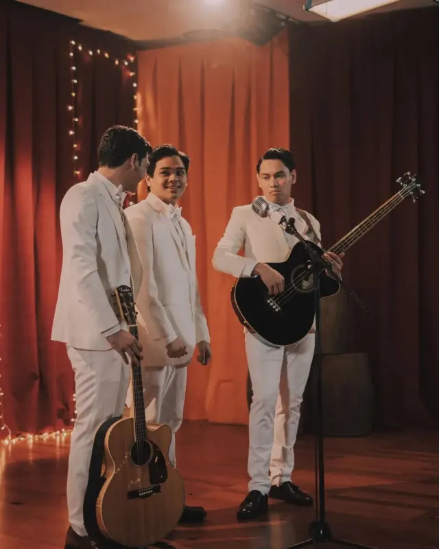 Lirik Lagu The Overtunes – Jatuh Dari Surga yang Mengajarkan Kita Untuk Selalu Bersyukur