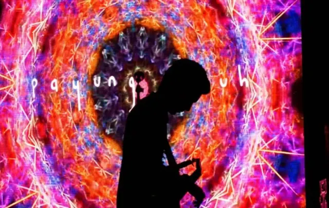 Merinding! Lirik Lagu Payung Teduh – Resah Memiliki Makna Yang Mistis Namun Romantis Didalamnya
