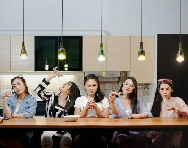 Ungkapkan Perasaan Sayangmu Kepada Sahabat Lewat Lirik Lagu Aw Aw Aw Milik Super Girlies