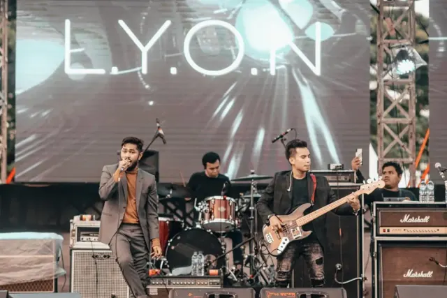 Sedang Dalam Keterpurukan? Lirik Lagu LYON – Semesta Bersabda Ini Pas Banget Untuk Menginspirasimu