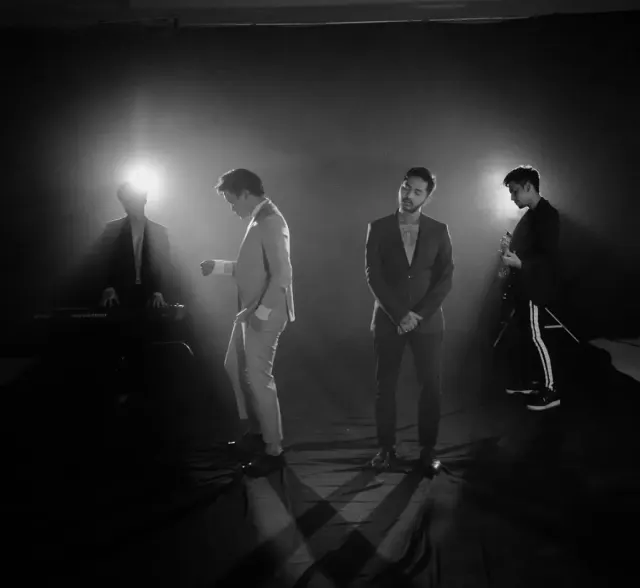Lirik Lagu LYON ft Rizky Febian – Delusi, Karya Akhir Tahun yang Spektakuler