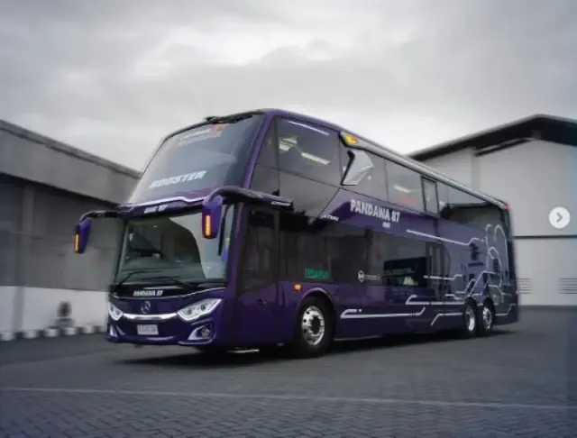 Lagi Ngetren Ternyata Bus Double Decker Ada Kurangnya, Apa Sih?
