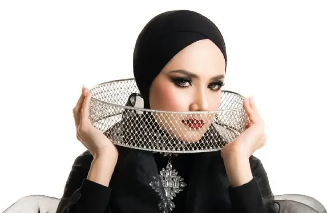 Hadir dengan Gaya Berbeda, Lirik Lagu Bye Bye Boy – Mulan Jameela ft. Jebe & Petty Ini Keren Abiez!