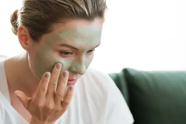 Masker DIY untuk Wajah Berjerawat, Hanya Perlu 5 Bahan