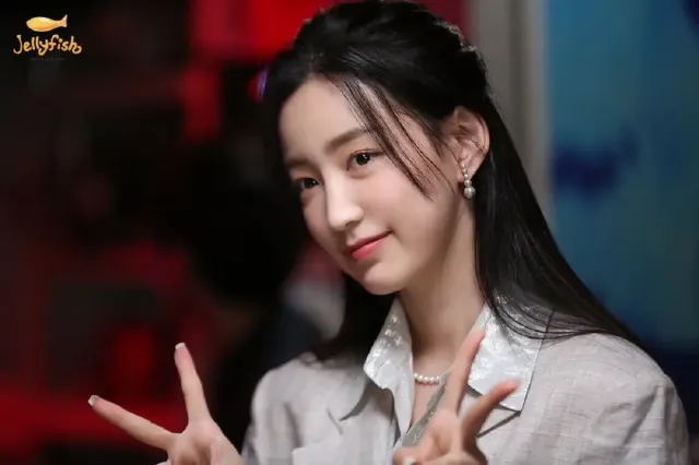 Tak Disangka, Rilisnya Lirik Lagu Falling Down Ini Tepat Dengan Penutupan Drama Touch Your Heart
