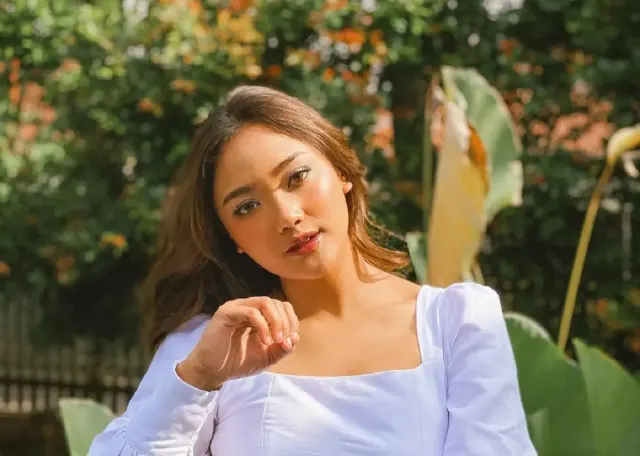 Lirik Lagu ‘Jam Rawan’ dari Nino RAN dan Marion Jola Ini Bisa Banget Mengisi Suasana Hati Kalian yang Galau Guys!