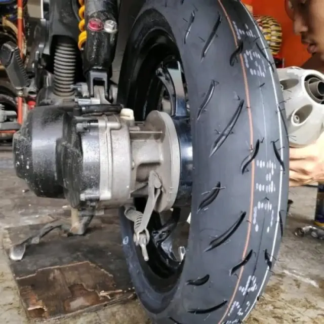 Kelebihan dan Kekurangan Ban Soft Compound Sepeda Motor Untuk Penggunaan Harian