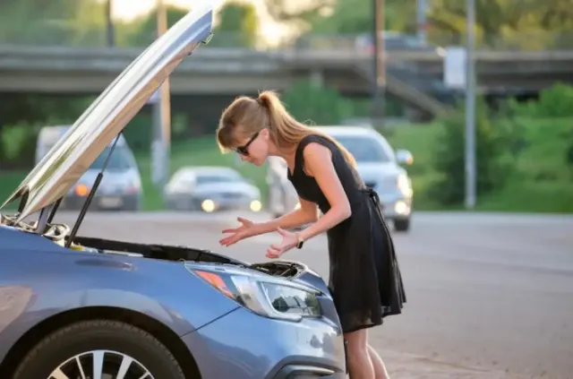 Mobil Overheat, Penyababnya Cek Disini!