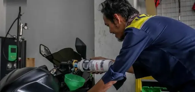 Bersihkan Karburator Motor, Kapan Waktunya?