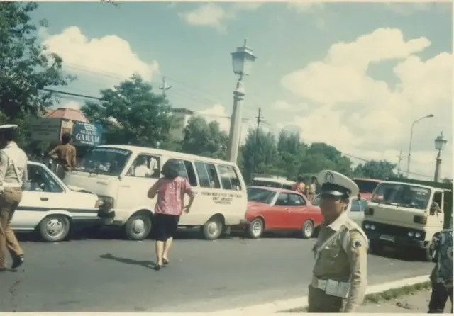Langka, 3 Foto Kecelakaan Beruntun di Solo Tahun 1986