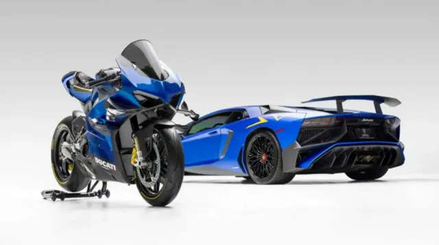Superleggera V4J Livery Khas Lamborghini Aventador SVJ, Satu-satunya Ducati Warna Biru