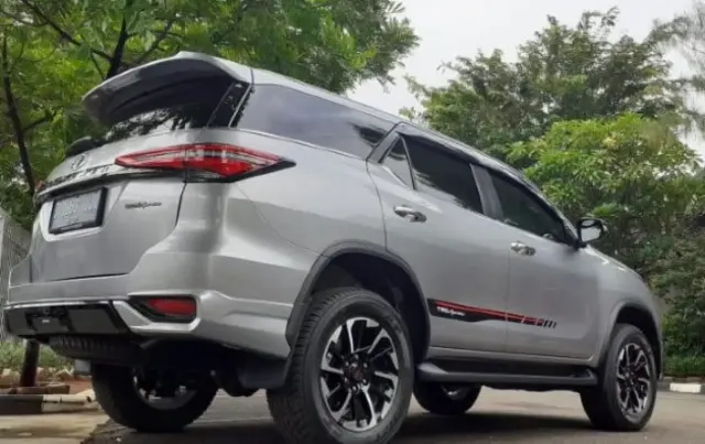 Mau Nyalain Mesin Mobil Matic? Jangan Lewatkan 4 Langkah Ini