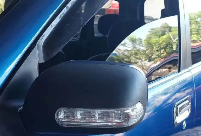 Kaca Mobilmu Macet?