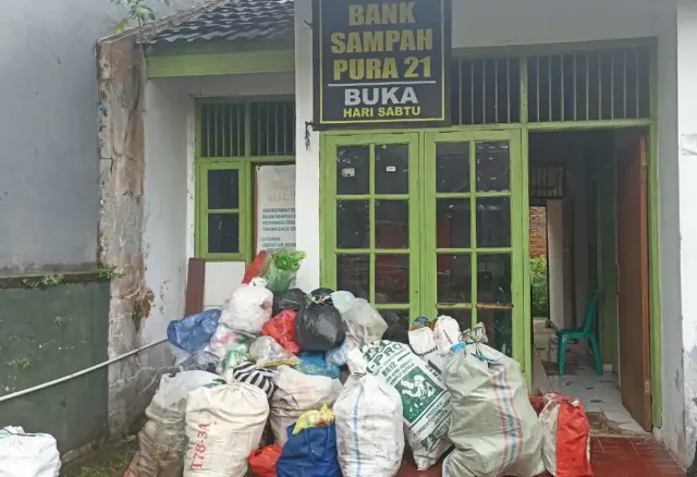Cara Menghasilkan Uang dari Bank Sampah, Begini Tipsnya!