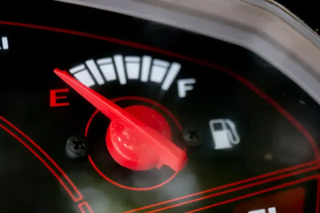 Jangan Lagi Isi Bensin Full Tank Sampe Tumpeh-tumpeh