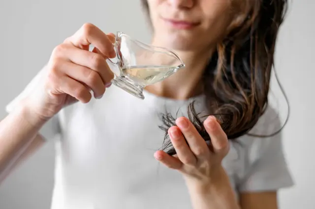 Apa Itu Hair Oil? Ketahui Jenis dan Cara Pemakaiannya