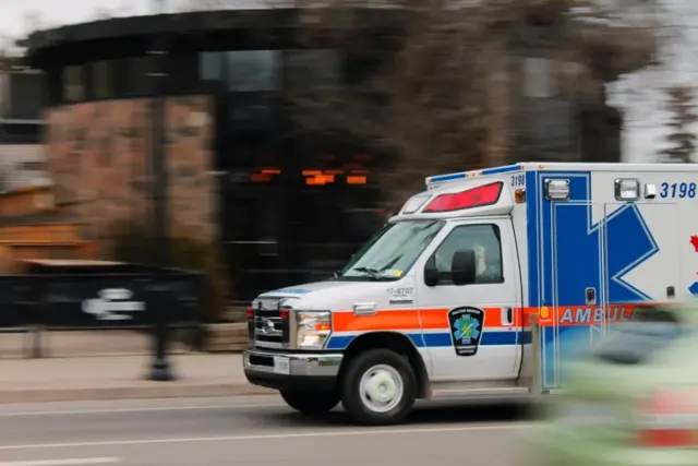 Ide Gila Dokter Australia Ubah Mobil Sport Nissan GT-R Jadi Ambulans, Gimana Jadinya?