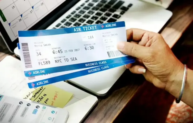 5 Tips Membeli Tiket Online Agar Mendapat Update Status Penerbangan Real Time
