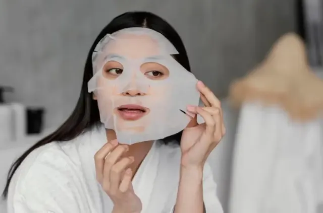 8 Skincare Wajah untuk Usia 30-an Tahun, Bisa Memperlambat Tanda Penuaan
