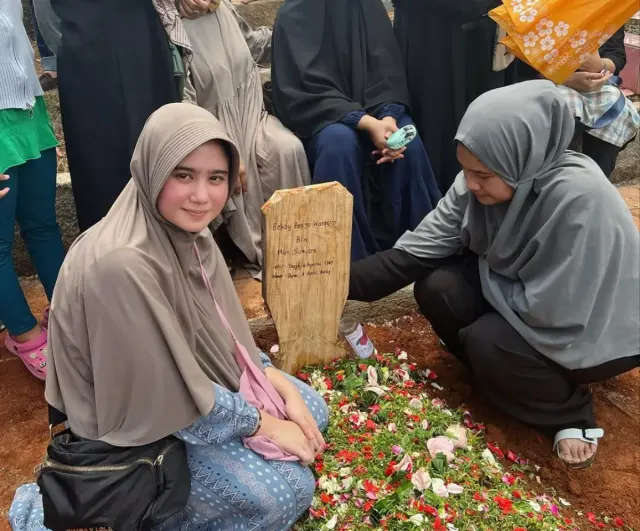 Ayah Tissa Biani Meninggal, Ahmad Dhani Siap Jadi Ayah Angkat