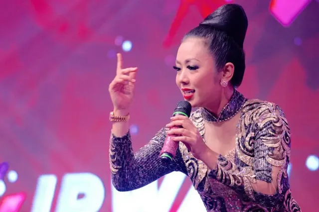 Blak-blakan Soimah Ungkap Sisi Buruk Dunia Hiburan, Artisnya Tikung-menikung dan Suka Nusuk dari Belakang