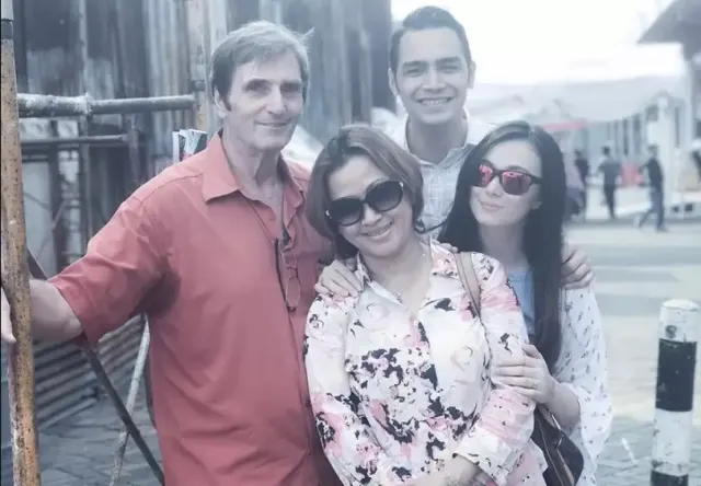 Asmirandah Berduka, Ayahnya Tutup Usia