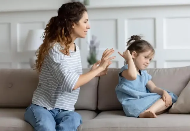 7 Cara Hadapi Anak Tantrum Tanpa Bunda Perlu Emosi