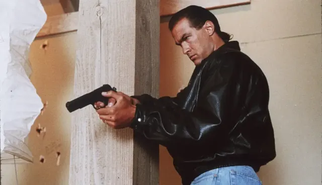 5 Film Steven Seagal dengan Rating Tertinggi