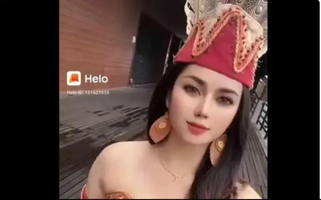 Viral! Gadis Cantik Keponakan Ida Dayak