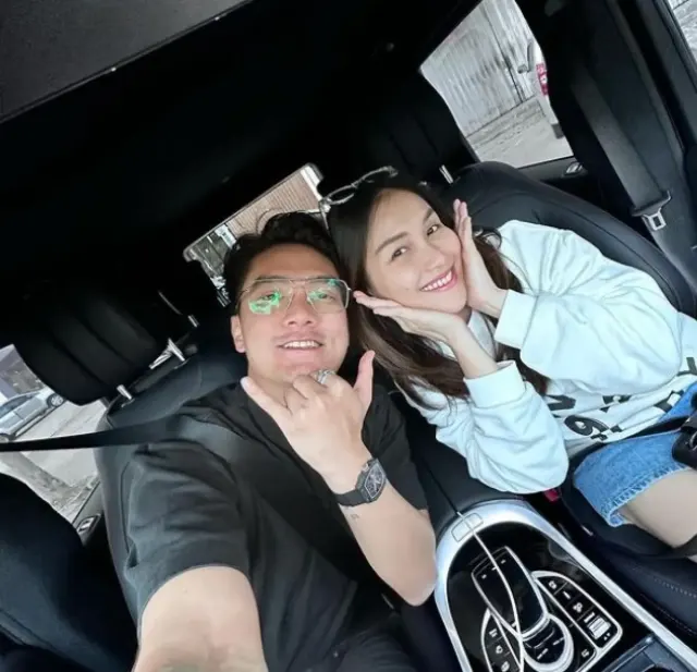 Takut Ketemu Oma-nya Boy William, Ayu Ting Ting: Kita Beda Banget