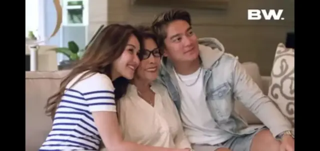 Omah Boy William Tanya Ayu Ting Ting: Emang Gak Mau Nikah Lagi?
