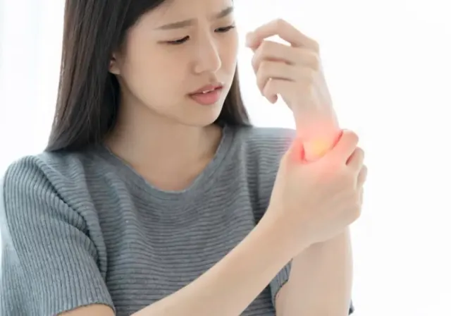 Yang Punya Asam Urat, Coba Tekan dengan Seks Teratur