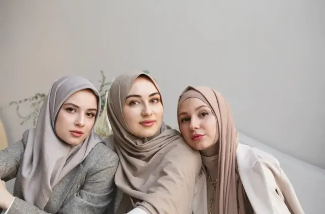Insipirasi Cantik, Tutorial Hijab Pasmina untuk Idul Fitri 1444 H ala Selebgram