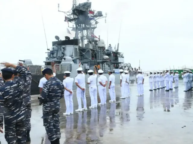 Jenis Pakaian Dinas TNI Angkatan Laut, Mari Kenali Warna dan Fungsinya