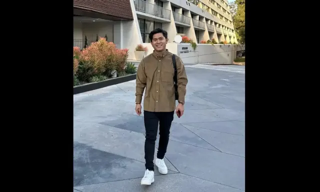 Lirik Lagu Mencari Cinta Sejati Oleh Cakra Khan yang Jadi OST Film Rudi Habibie
