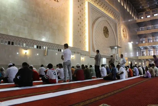 Niat Sholat Lailatul Qadar dan Waktu Paling Utama untuk Mengerjakannya