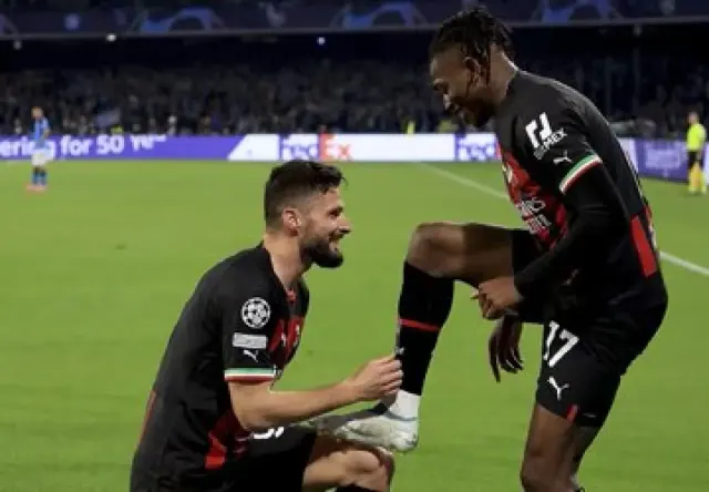 Hasil Napoli vs Milan: Berakhir Imbang, Rossoneri ke Semifinal dengan Agregat 1-2