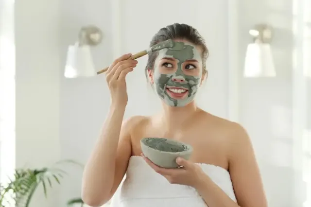 Tips Mengaplikasikan Clay Mask Agar Hasilnya Cantik Sempurna
