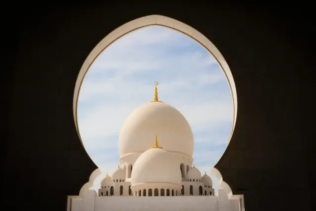 4 Alasan Puasa saat Hari Pertama Idul Fitri Hukumnya Haram